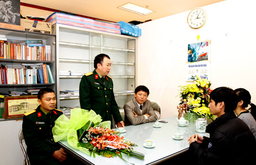 Lãnh đạo phát biểu cảm ơn tình cảm của Tiền Phong