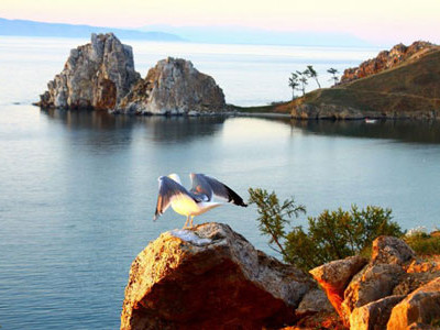 Đảo Olkhon – Hòn ngọc của hồ Baikal. Ảnh: Minh Rows 