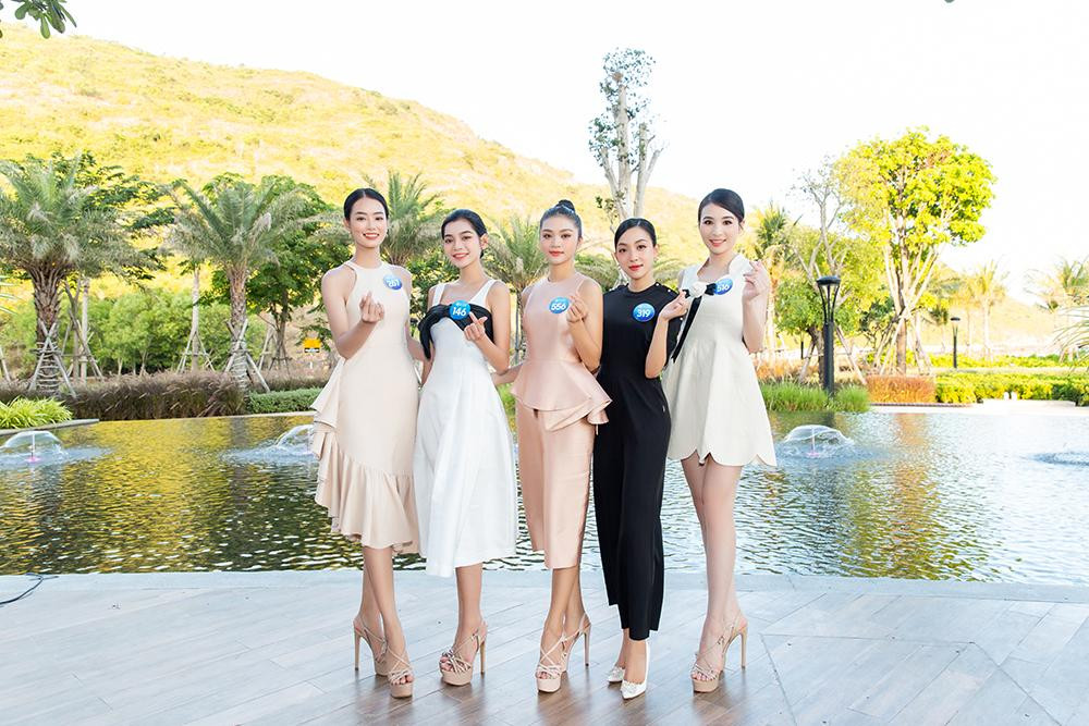 Các thí sinh trong hai tập đầu của phần thi “Head to Head Challenge”.