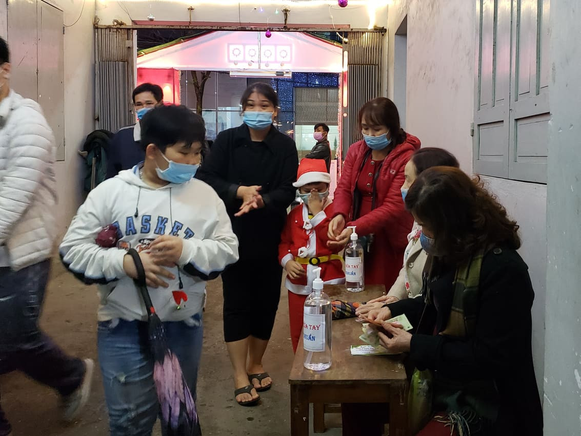 Cả nước tưng bừng đón chào Giáng sinh 2020 ảnh 50