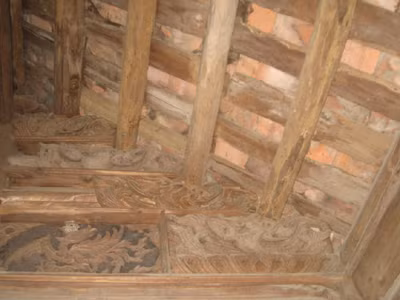 Nét chạm khắc phía trần nhà ông Nguyễn Bá Tạo