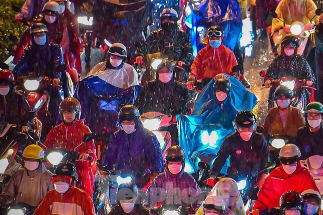 TPHCM khả năng có mưa giải nhiệt vào một số buổi chiều, tối cuối tháng 4. (Ảnh minh họa) TPHCM khả năng có mưa giải nhiệt vào một số buổi chiều, tối cuối tháng 4. (Ảnh minh họa)