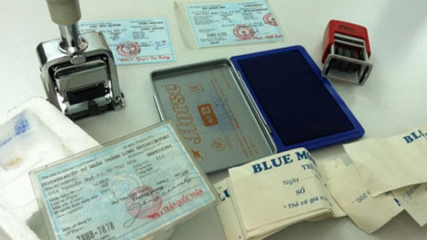 Giấy gửi xe, đăng ký xe giả được làm giả trong các đường dây tiêu thụ xe gian bị triệt phá