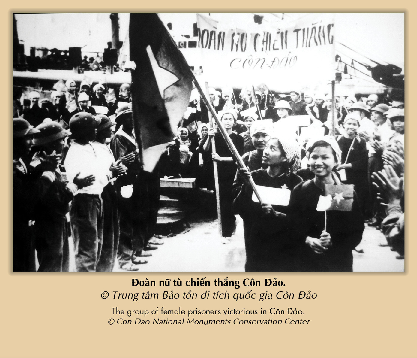 Đoàn nữ tù chiến thắng tại Côn Đảo.