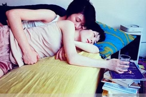 Khoảnh khắc yêu thương.