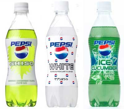 Nước uống Pepsi vị độc đáo. Ngay cả những thương hiệu đồ uống lớn như Pepsi khi tới Nhật Bản cũng phải bổ sung những hương vị kỳ quái để phục vụ thị hiếu khách hàng nơi đây. Ngoài hương vị quen thuộc của hãng, đến Nhật, du khách có thể thưởng thức Pepsi vị tía tô, dưa chuột, sữa chua…
