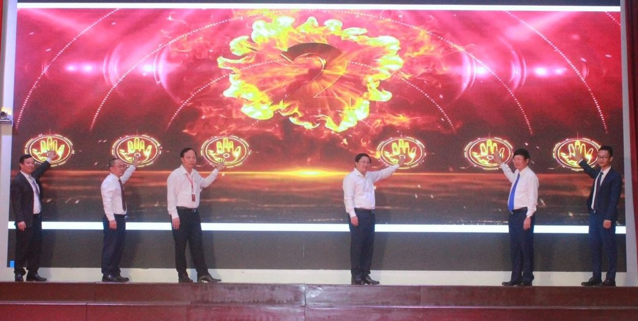 Ban tổ chức làm lễ phát động cuộc thi viết "Vượt lên số phận" lần thứ VIII, năm 2025.