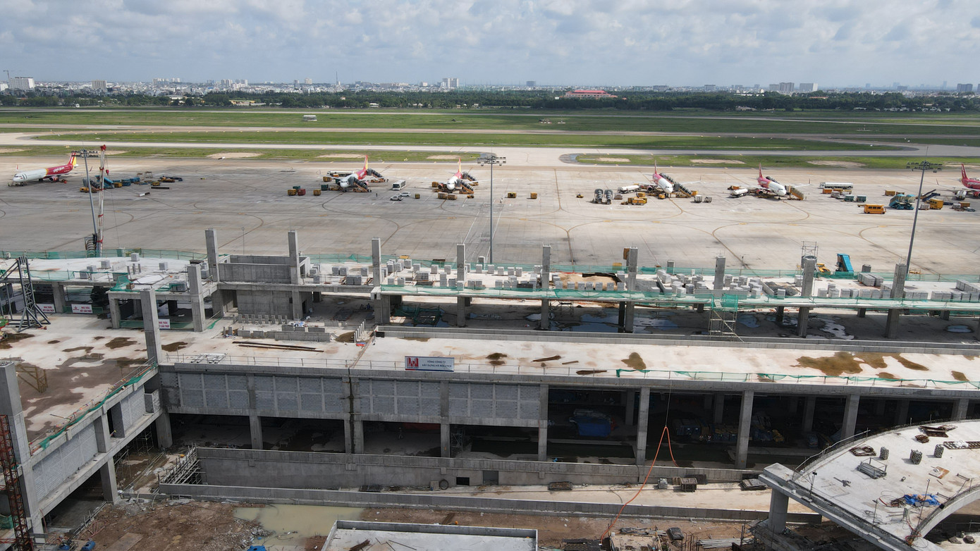 Các nhà thầu đã hoàn thành thi công phần thô nhà ga T3. Ảnh: M.H