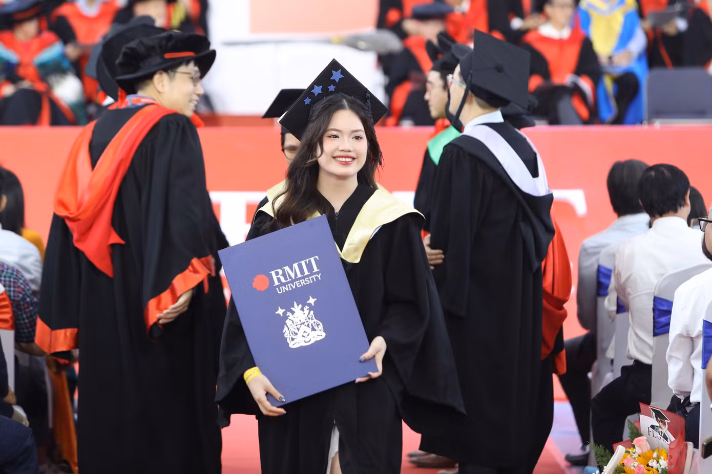 Tân khoa Khóa 2025 Đại học RMIT Việt Nam mừng Lễ tốt nghiệp. (Hình: RMIT)