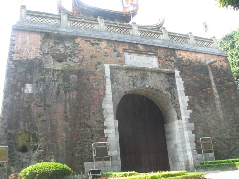  Di tích thành Cửa Bắc