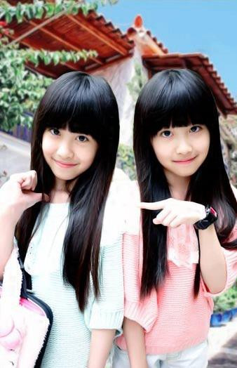 Hình ảnh hai thiên thần khi còn nhỏ.