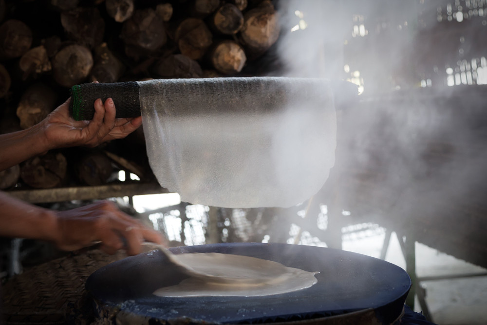 Nghề làm bánh tráng tại Tây Ninh