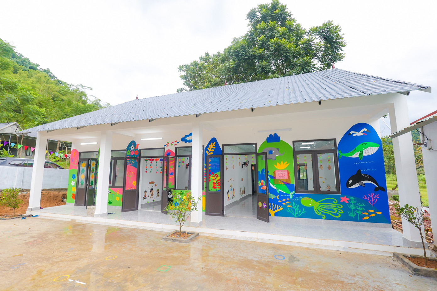 Công trình nhận được sự tài trợ từ Quỹ Vì Tầm Vóc Việt (VSF), Tập đoàn TH, công ty Nhựa Tương Lai Xanh và Báo Nông thôn ngày này (Ảnh: Minh Sơn) Công trình nhận được sự tài trợ từ Quỹ Vì Tầm Vóc Việt (VSF), Tập đoàn TH, công ty Nhựa Tương Lai Xanh và Báo Nông thôn ngày này (Ảnh: Minh Sơn)