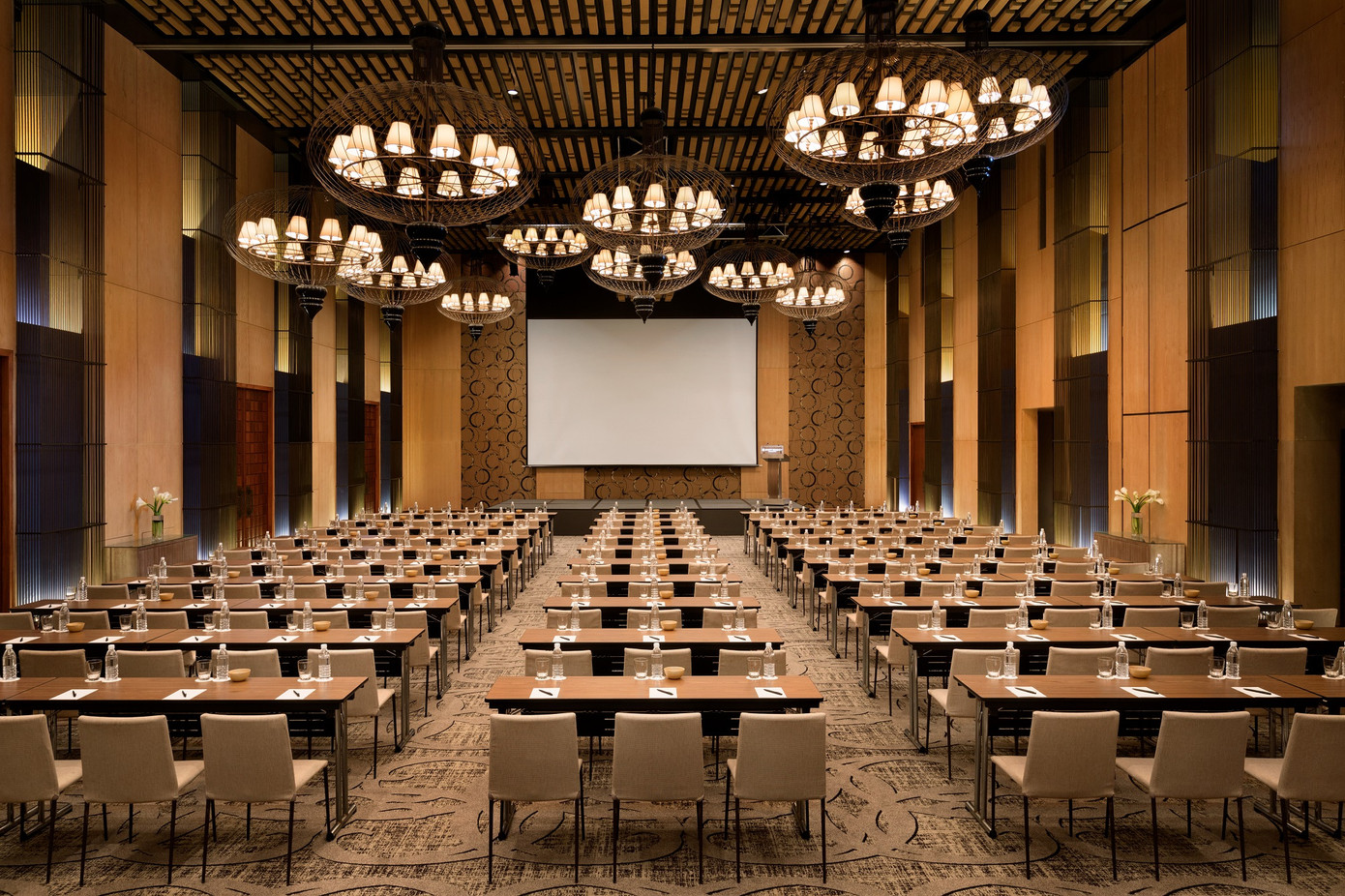 Regency Ballroom, nơi lý tưởng để tổ chức các hội nghị lớn của doanh nghiệp