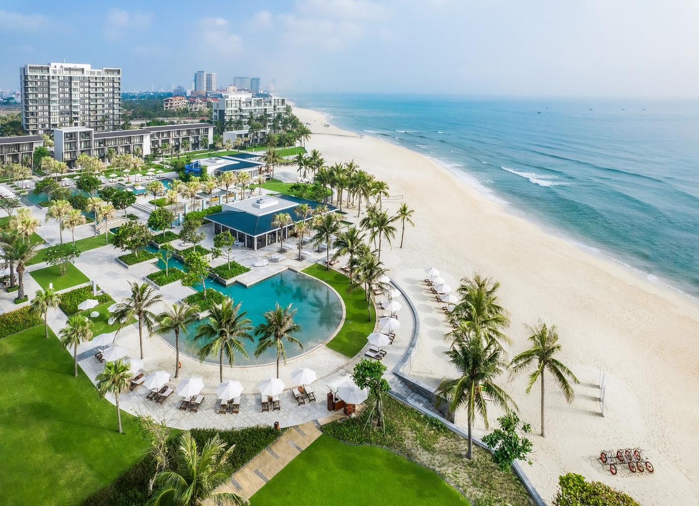 Hyatt Regency Danang Resort &amp; Spa, địa điểm lý tưởng cho mọi sự kiện bên bờ biển.