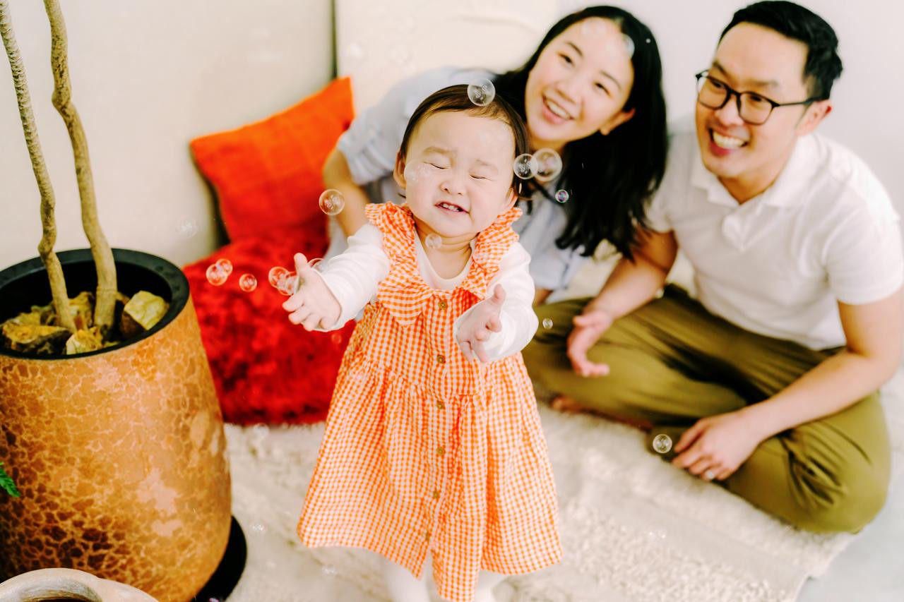 Giải pháp duy trì sức khỏe tinh thần lành mạnh của FWD được triển khai hoàn toàn miễn phí. Giải pháp duy trì sức khỏe tinh thần lành mạnh của FWD được triển khai hoàn toàn miễn phí.