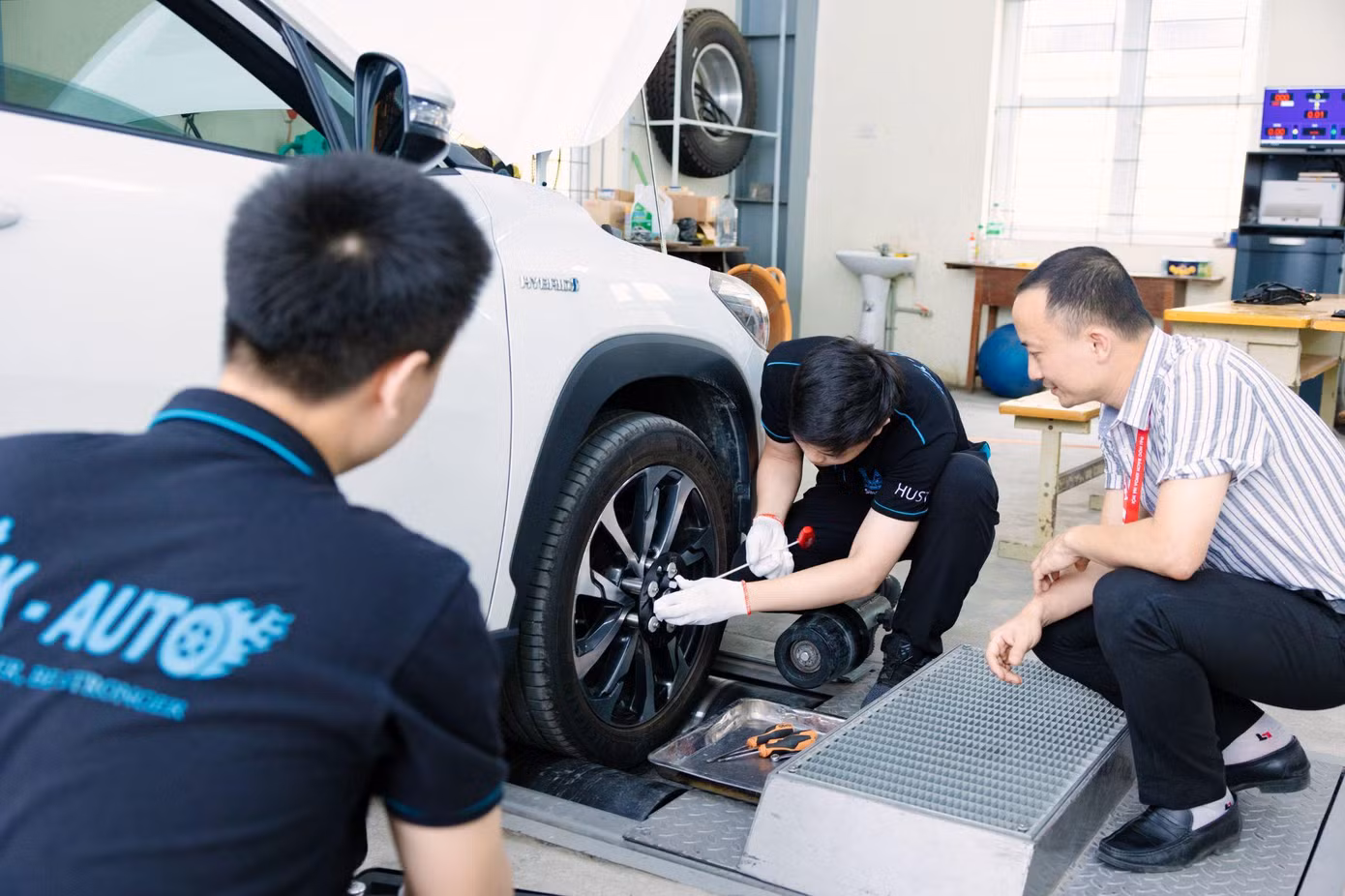 Nghiên cứu hiệu quả ứng dụng xăng sinh học trên Corolla Cross Hybrid
