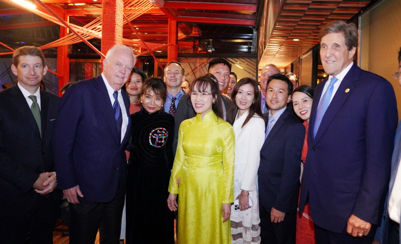 Đặc phái viên tổng thống Mỹ John Kerry hoan nghênh và chúc mừng cho hợp tác giữa Vietjet và Boeing