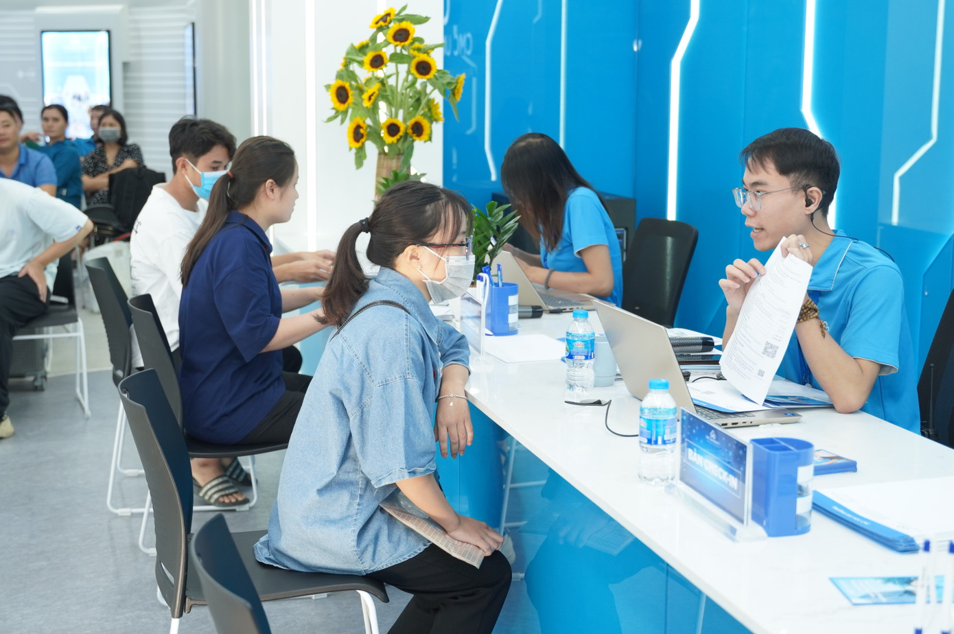 Trong quá trình nhập học, tân sinh viên còn được nhà trường hỗ trợ tìm nhà trọ, vay vốn tín dụng và các dịch vụ sinh viên khác