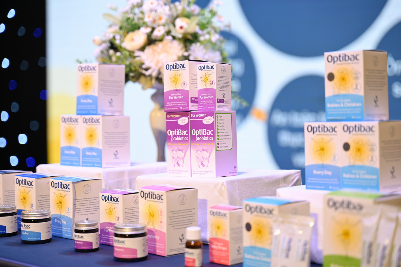 Lợi khuẩn trong Optibac được khuyên dùng mỗi ngày giúp cân bằng và bảo vệ hệ vi sinh.