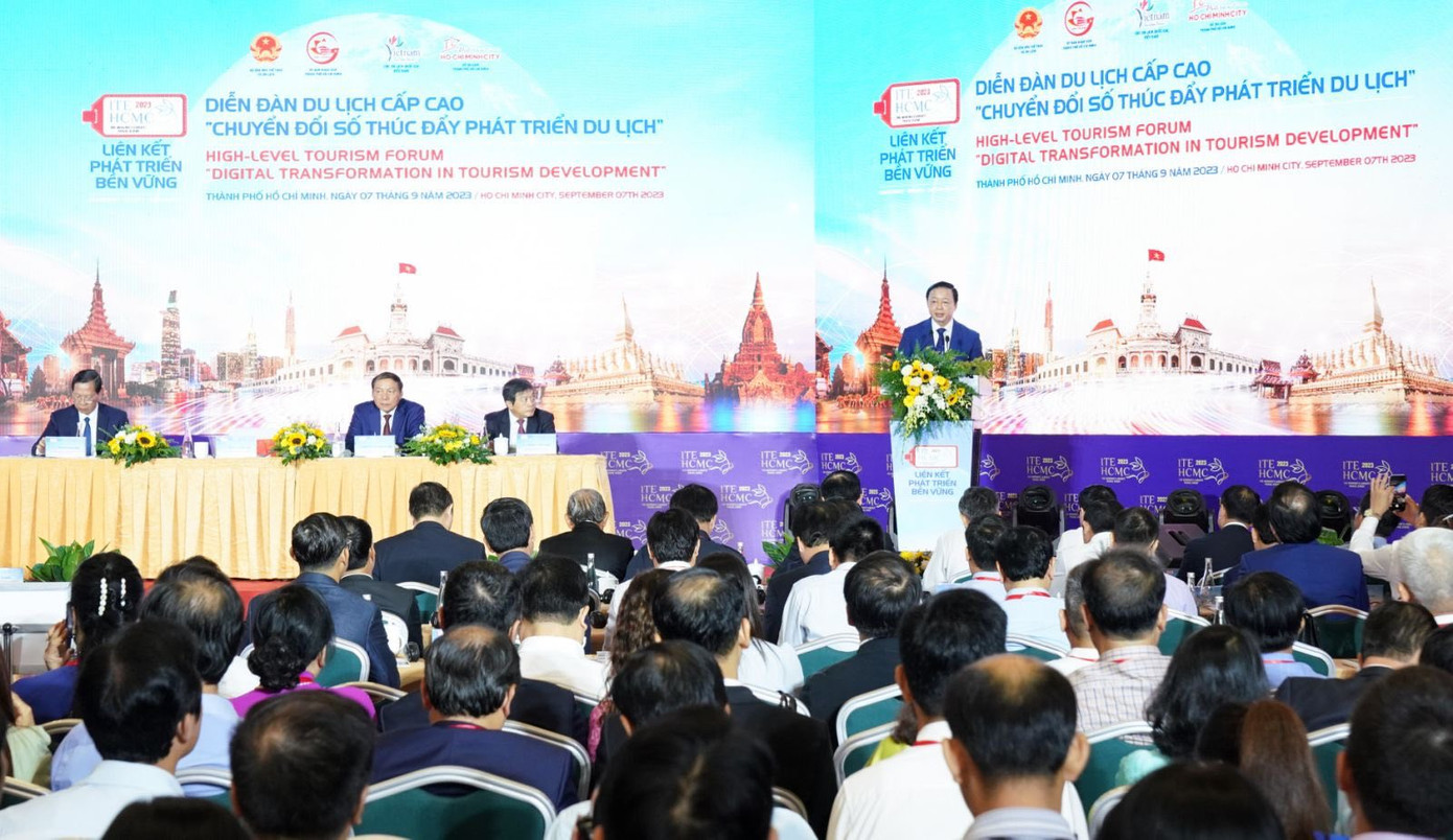 Phó Thủ tướng Trần Hồng Hà phát biểu chỉ đạo tại diễn đàn