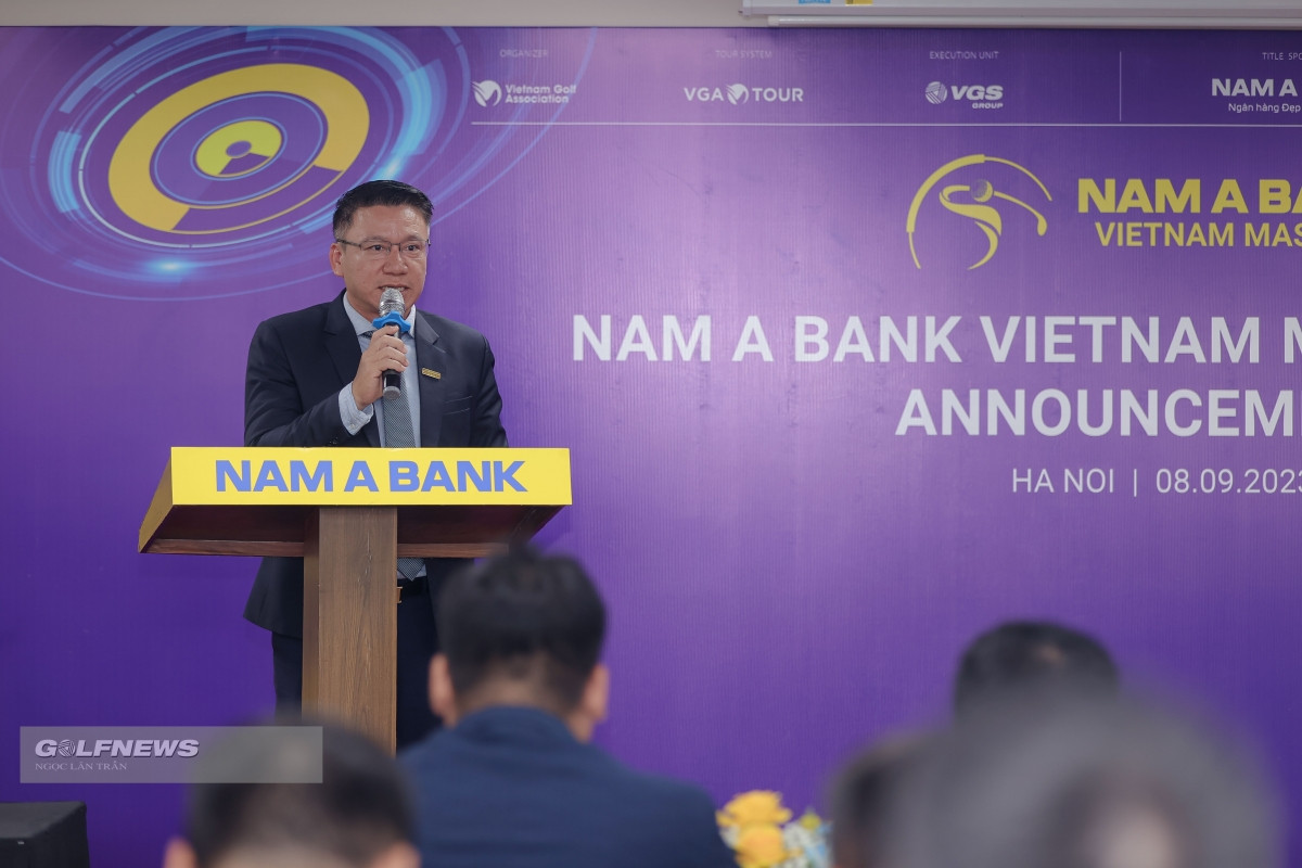Ông Hoàng Việt Cường – Phó TGĐ Nam A Bank phát biểu trong lễ công bố giải Nam A Bank Vietnam Masters 2023 Ông Hoàng Việt Cường – Phó TGĐ Nam A Bank phát biểu trong lễ công bố giải Nam A Bank Vietnam Masters 2023