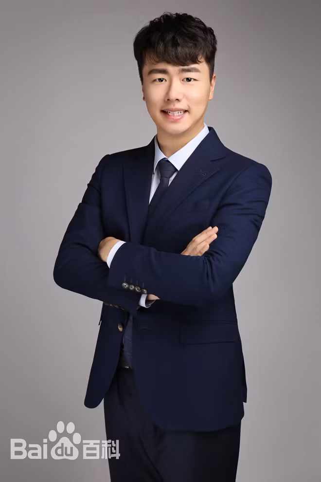 Hàn Bằng Thành 27 tuổi, thạc sĩ kép duy nhất của Viện Công nghệ Massachusetts (MIT). Ảnh: Baidu