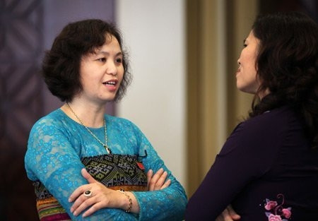 Nữ đại biểu trong trang phục dân tộc Thái