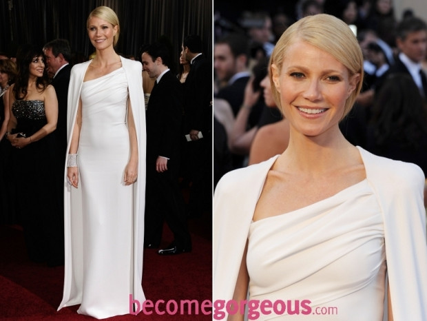 Milla Jovovich tham dự Oscar năm nay với chiếc đầm trắng lộng lẫy, quyến rũ lệch vai của Elie Saab Natalie Portman ấn tượng trong chiếc đầm đỏ chấm bi, mang phong cách cổ điển của Dior Couture. Gwyneth Paltrow đem đến một ấn tượng lạ trong lễ trao giải Oscar năm 2012, bộ đầm và chiếc áo choàng dài tới gót, màu trắng của Tom Ford. Nữ diên viên Sandra Bullock trong thiết kế của Marchesa sự hòa quyện tinh tế của hai màu đen và trắng. Sự tinh tế trên mảng thêu họa tiết tinh sảo là điểm nhấn cho chiếc đầm quyến rũ này. Emma Stone bồng bềnh quyến rũ trong chiếc đầm dài màu hồng đỏ của Giambattista Valli. Vẻ kín đáo Rooney Mara gợi cảm trong chiếc đầm trắng tinh khôi của Couture Givenchy, gợi cảm với đường khoét sâu trước ngực, và chân váy xòe mềm mại. Cameron Diaz duyên dáng trên thảm đỏ lễ trao giải Oscar năm 2012, trong một chiếc đầm Gucci tuyệt đẹp. Penelope Cruz quyến rũ trong chiếc đầm trễ vai của Armani. Nét đẹp sang trọng mang hơi hướng của vẻ cổ điển. Milla Jovovich tham dự Oscar năm nay với chiếc đầm trắng lộng lẫy, quyến rũ lệch vai của Elie Saab Natalie Portman ấn tượng trong chiếc đầm đỏ chấm bi, mang phong cách cổ điển của Dior Couture. Gwyneth Paltrow đem đến một ấn tượng lạ trong lễ trao giải Oscar năm 2012, bộ đầm và chiếc áo choàng dài tới gót, màu trắng của Tom Ford. Nữ diên viên Sandra Bullock trong thiết kế của Marchesa sự hòa quyện tinh tế của hai màu đen và trắng. Sự tinh tế trên mảng thêu họa tiết tinh sảo là điểm nhấn cho chiếc đầm quyến rũ này. Emma Stone bồng bềnh quyến rũ trong chiếc đầm dài màu hồng đỏ của Giambattista Valli. Vẻ kín đáo Rooney Mara gợi cảm trong chiếc đầm trắng tinh khôi của Couture Givenchy, gợi cảm với đường khoét sâu trước ngực, và chân váy xòe mềm mại. Cameron Diaz duyên dáng trên thảm đỏ lễ trao giải Oscar năm 2012, trong một chiếc đầm Gucci tuyệt đẹp. Penelope Cruz quyến rũ trong chiếc đầm trễ vai của Armani. Nét đẹp sang trọng mang hơi hướng của vẻ cổ điển.