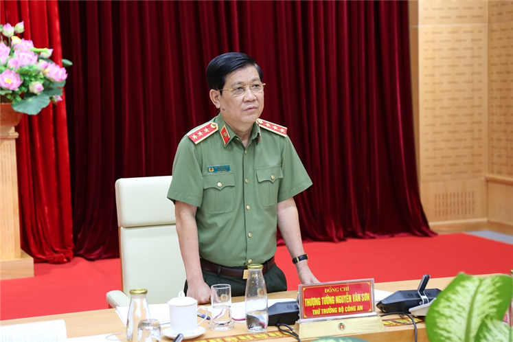 Thứ trưởng Nguyễn Văn Sơn phát biểu chỉ đạo tại buổi làm việc. Thứ trưởng Nguyễn Văn Sơn phát biểu chỉ đạo tại buổi làm việc.