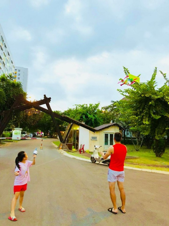 Công Vinh là một người cha tuyệt vời ảnh 6