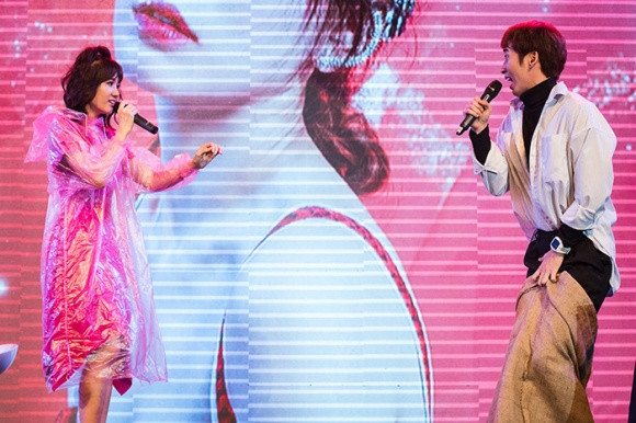 Mẹ Hari Won bất ngờ xuất hiện bên con gái trong sự kiện ảnh 5