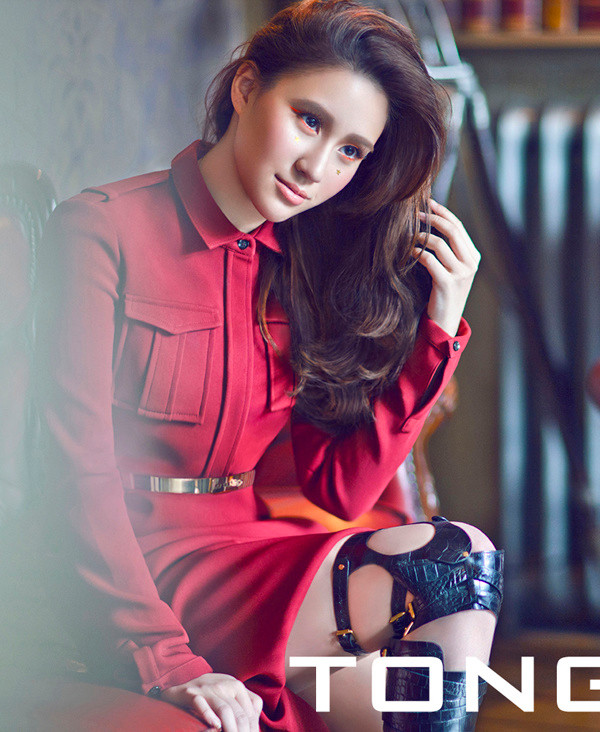 Diện mạo sang chảnh của ái nữ 'Vua sòng bạc Macau' ảnh 2