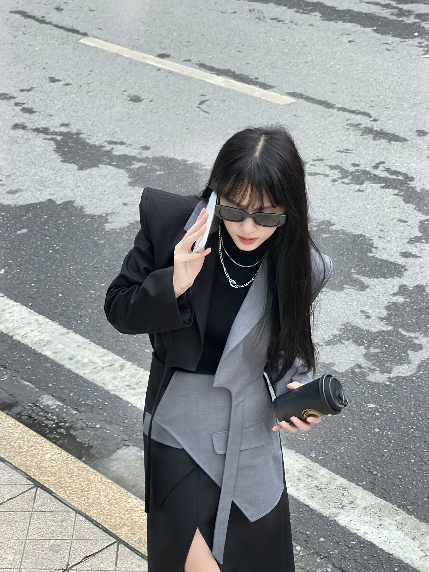 Ngọc Ánh theo đuổi phong cách minimalism. Ngọc Ánh theo đuổi phong cách minimalism.