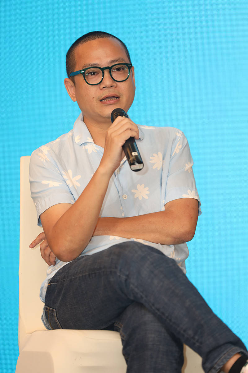 Nơi giấc mơ tìm về được khai thác bằng lối kể chuyện nhẹ nhàng, dí dỏm của đạo diễn Trịnh Lê Phong.