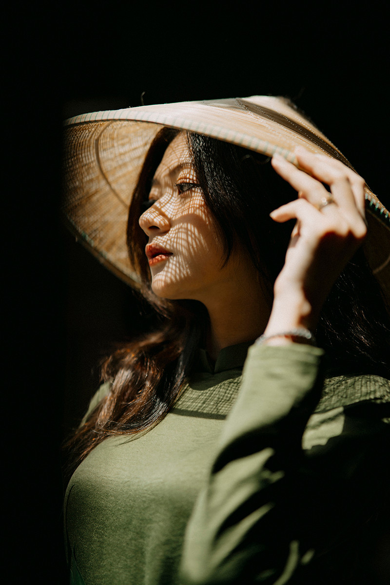 Trải qua nhiều khó khăn, sau hơn 2 năm theo đuổi nghề mẫu ảnh, Kim Ngân đã chinh phục thành công nghề và có nhiều bộ ảnh được đón nhận. Trải qua nhiều khó khăn, sau hơn 2 năm theo đuổi nghề mẫu ảnh, Kim Ngân đã chinh phục thành công nghề và có nhiều bộ ảnh được đón nhận.