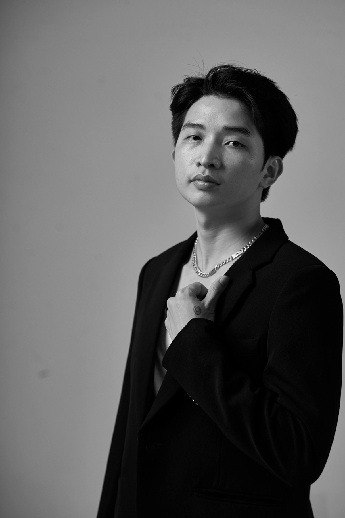 Với Phạm Hùng, âm nhạc là sự rung động của trái tim và cảm nhận của trí óc. Với Phạm Hùng, âm nhạc là sự rung động của trái tim và cảm nhận của trí óc.