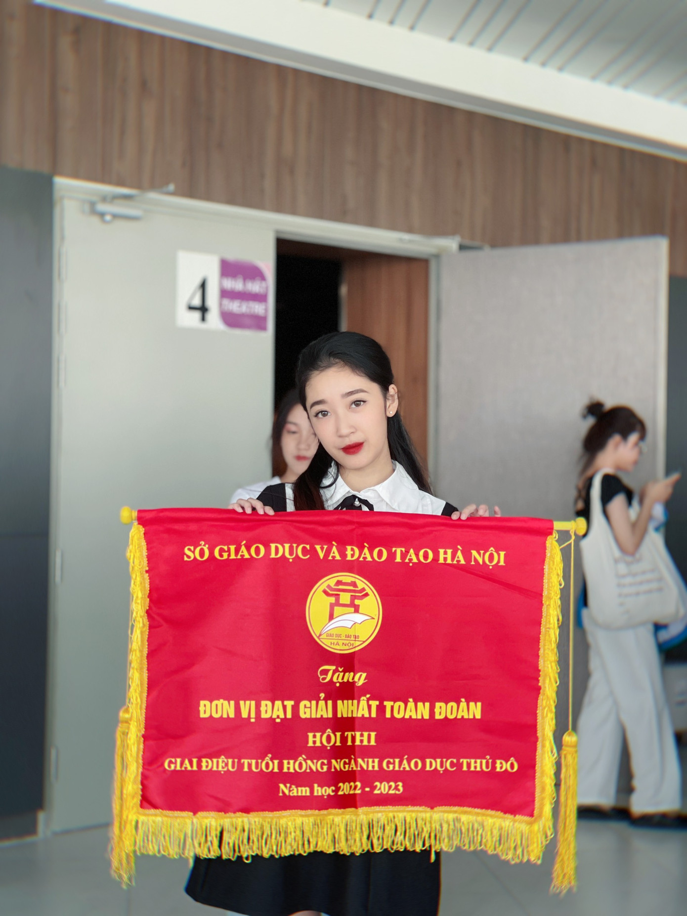 Diệu Linh tin rằng: “Chỉ cần có đam mê, ý chí, quyết tâm, cùng sự kiên định, bản thân sẽ được đền đáp xứng đáng”.