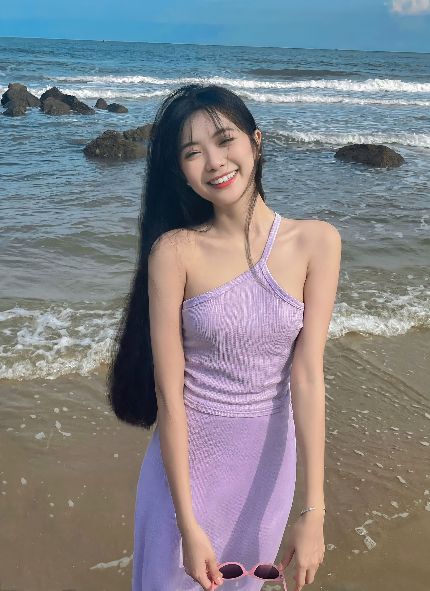 Không chỉ có thành tích học tập tốt, Bảo Trinh còn đạt thành tích Xuất sắc trong công tác Đoàn, Đội nhiều năm.