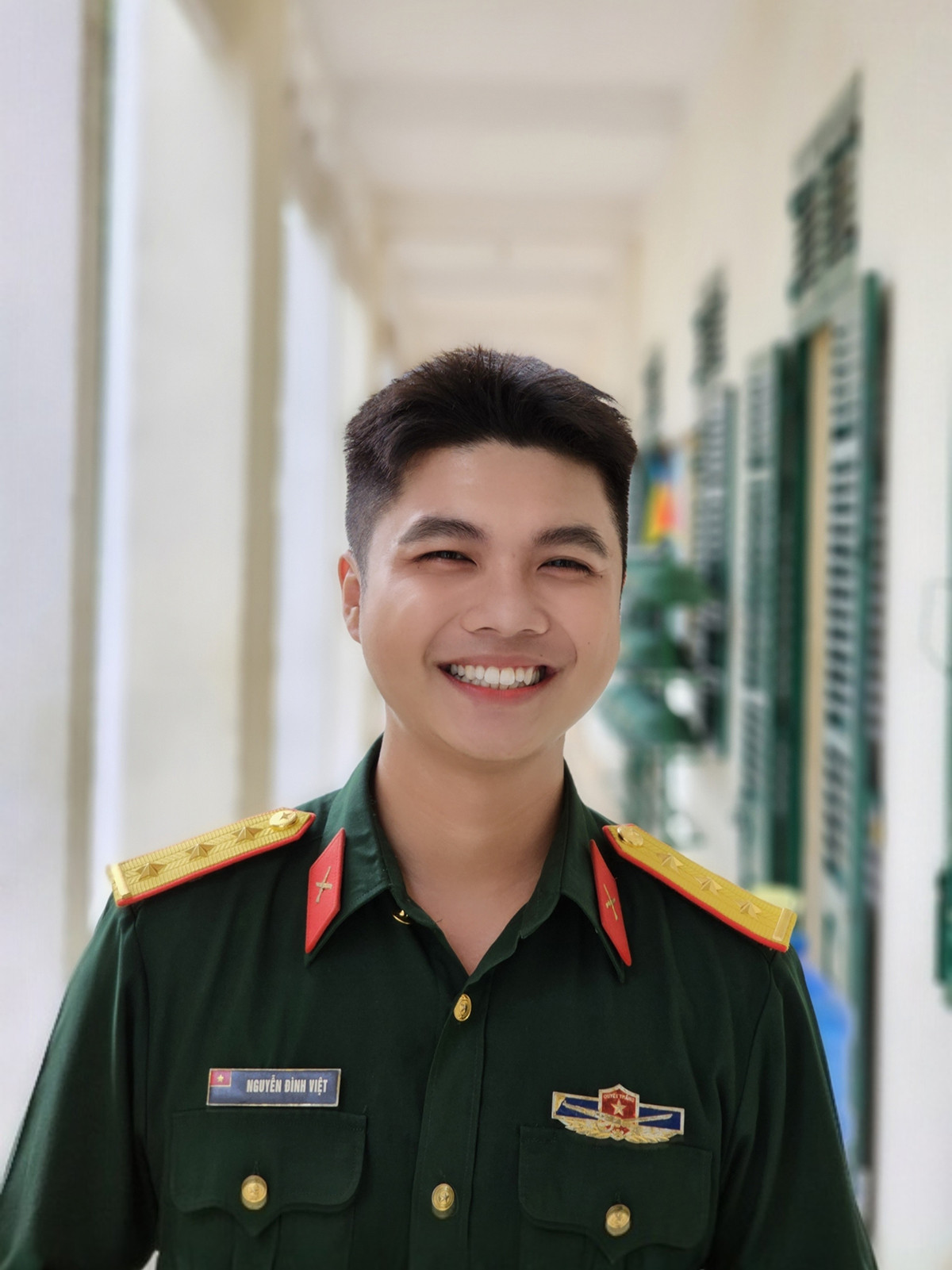 Nguyễn Đình Việt tốt nghiệp trường Sĩ quan Chính trị và hiện đang đảm nhiệm vai trò Chính trị viên Đại đội và Bí thư Đoàn cơ sở tại trường Sĩ quan Lục quân 2 - Đại học Nguyễn Huệ. Nguyễn Đình Việt tốt nghiệp trường Sĩ quan Chính trị và hiện đang đảm nhiệm vai trò Chính trị viên Đại đội và Bí thư Đoàn cơ sở tại trường Sĩ quan Lục quân 2 - Đại học Nguyễn Huệ.