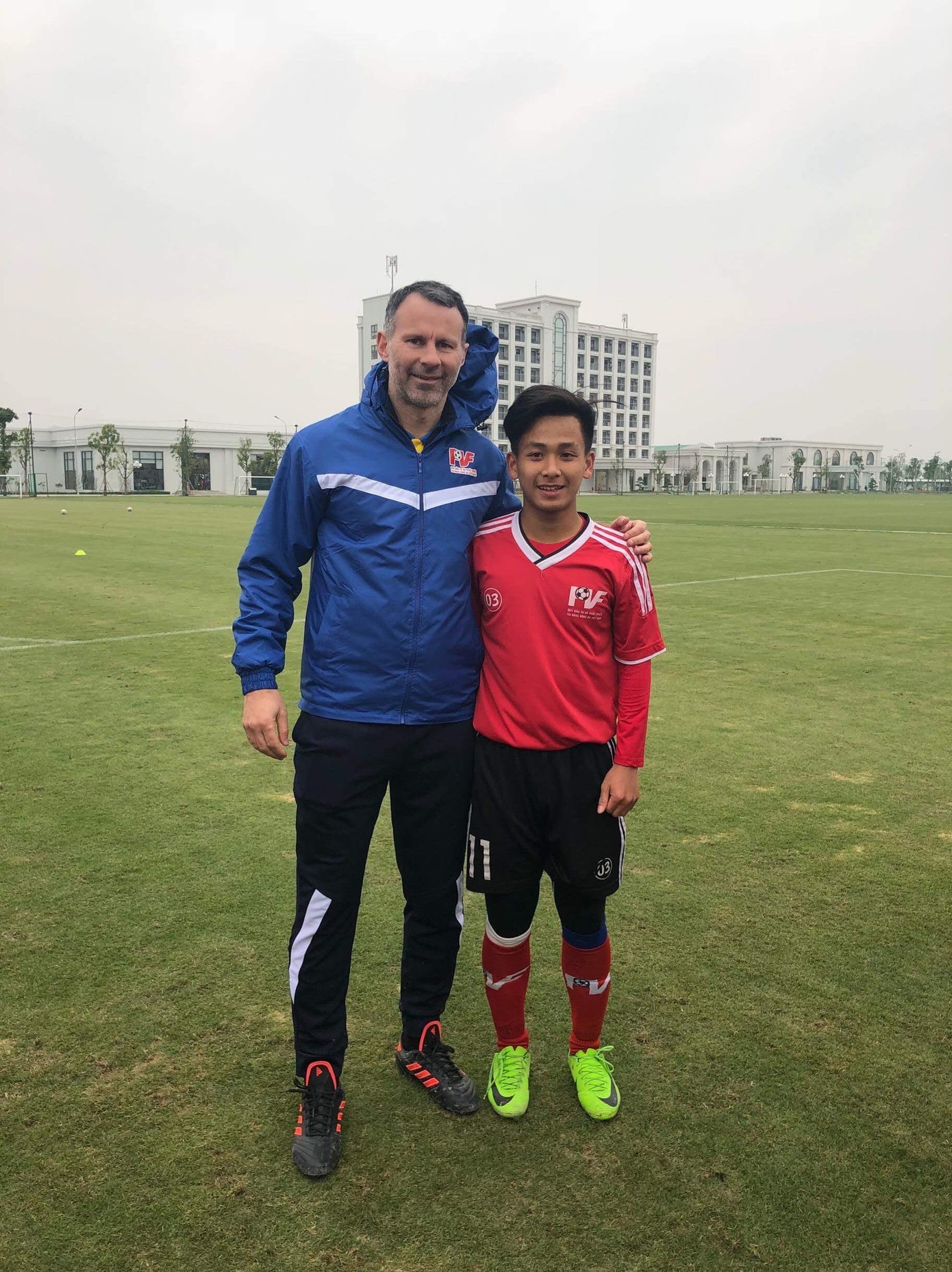 Những năm tháng tại PVF là quãng thời gian tươi đẹp, nơi Đức Mạnh được nuôi dưỡng đam mê và rèn luyện bản lĩnh, đạt nhiều thành tích ấn tượng. Những năm tháng tại PVF là quãng thời gian tươi đẹp, nơi Đức Mạnh được nuôi dưỡng đam mê và rèn luyện bản lĩnh, đạt nhiều thành tích ấn tượng.