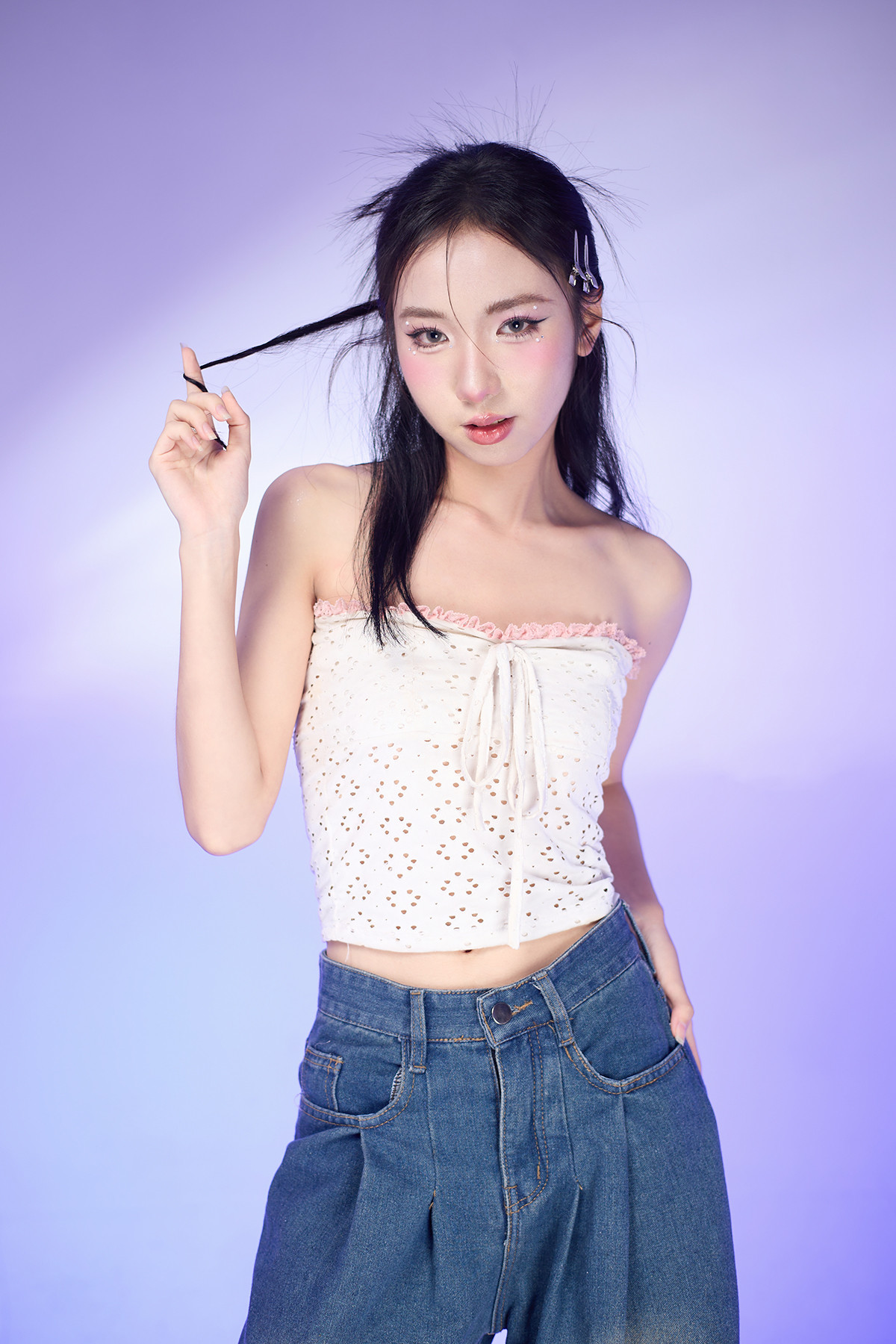 Bên cạnh công việc học, Bảo Ngọc còn là người mẫu ảnh tự do.