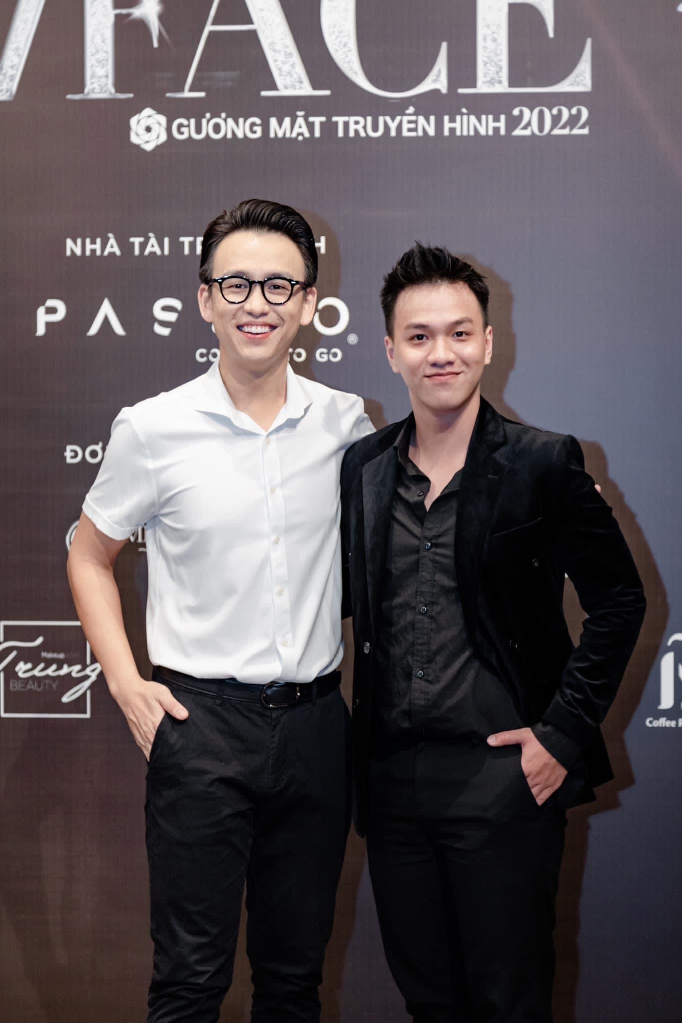 Thanh An luôn cảm thấy may mắn khi được gặp và được dìu dắt bởi người thầy MC Quang Bảo của mình, bên cạnh đó những thầy cô, anh chị, bạn bè khác. Thanh An luôn cảm thấy may mắn khi được gặp và được dìu dắt bởi người thầy MC Quang Bảo của mình, bên cạnh đó những thầy cô, anh chị, bạn bè khác.