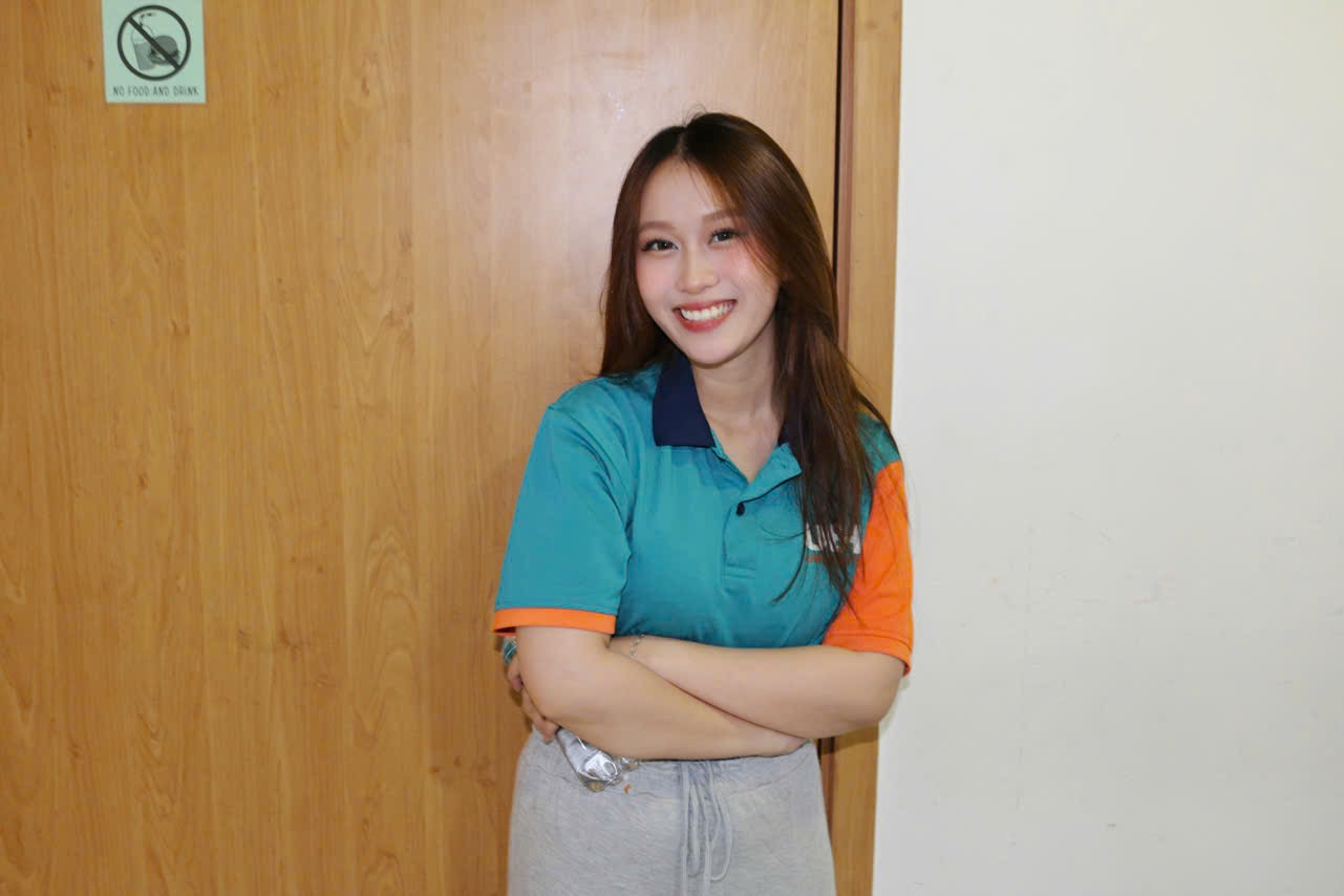 Sau 3 năm nỗ lực, Yến Vy trở thành “đại sứ quốc dân”, xuất hiện trên nhiều nền tảng. Sau 3 năm nỗ lực, Yến Vy trở thành “đại sứ quốc dân”, xuất hiện trên nhiều nền tảng.