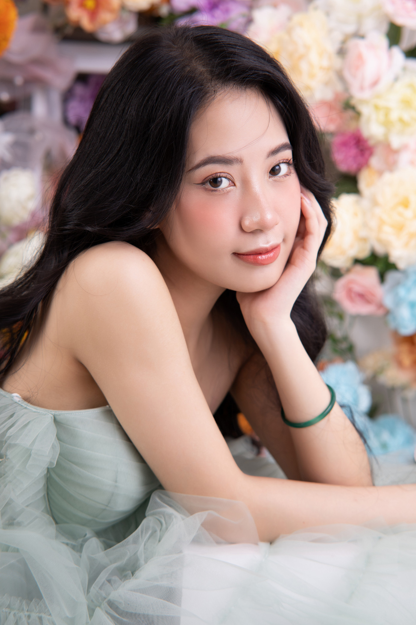 Đến với nghệ thuật từ sớm, Ánh Chi ước mơ trở thành một diễn viên nổi tiếng, được đi muôn nơi, trải nhiệm nhiều nét đẹp văn hoá khác nhau và lan toả nhiều sự tử tế! Đến với nghệ thuật từ sớm, Ánh Chi ước mơ trở thành một diễn viên nổi tiếng, được đi muôn nơi, trải nhiệm nhiều nét đẹp văn hoá khác nhau và lan toả nhiều sự tử tế!