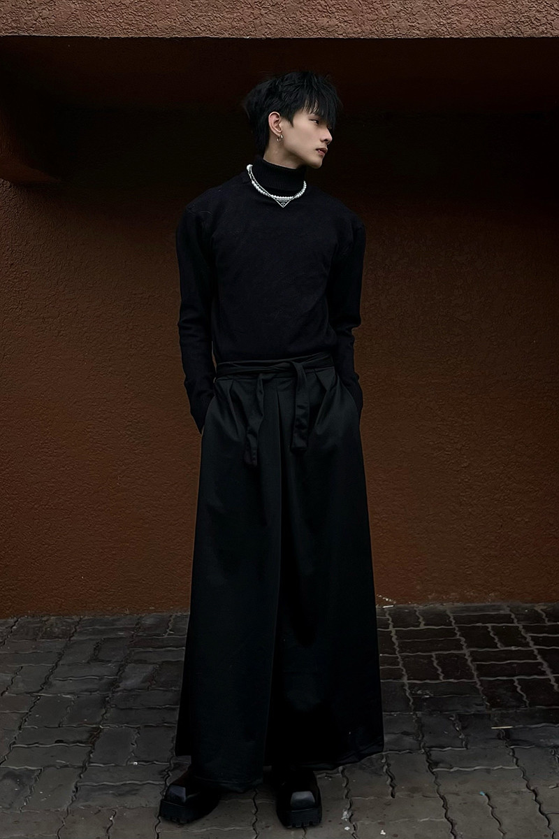 Thời trang của hai nghệ sĩ Sơn Tùng M-TP và G-Dragon chính là hai nguồn cảm hứng lớn đối với Minh Hưng.