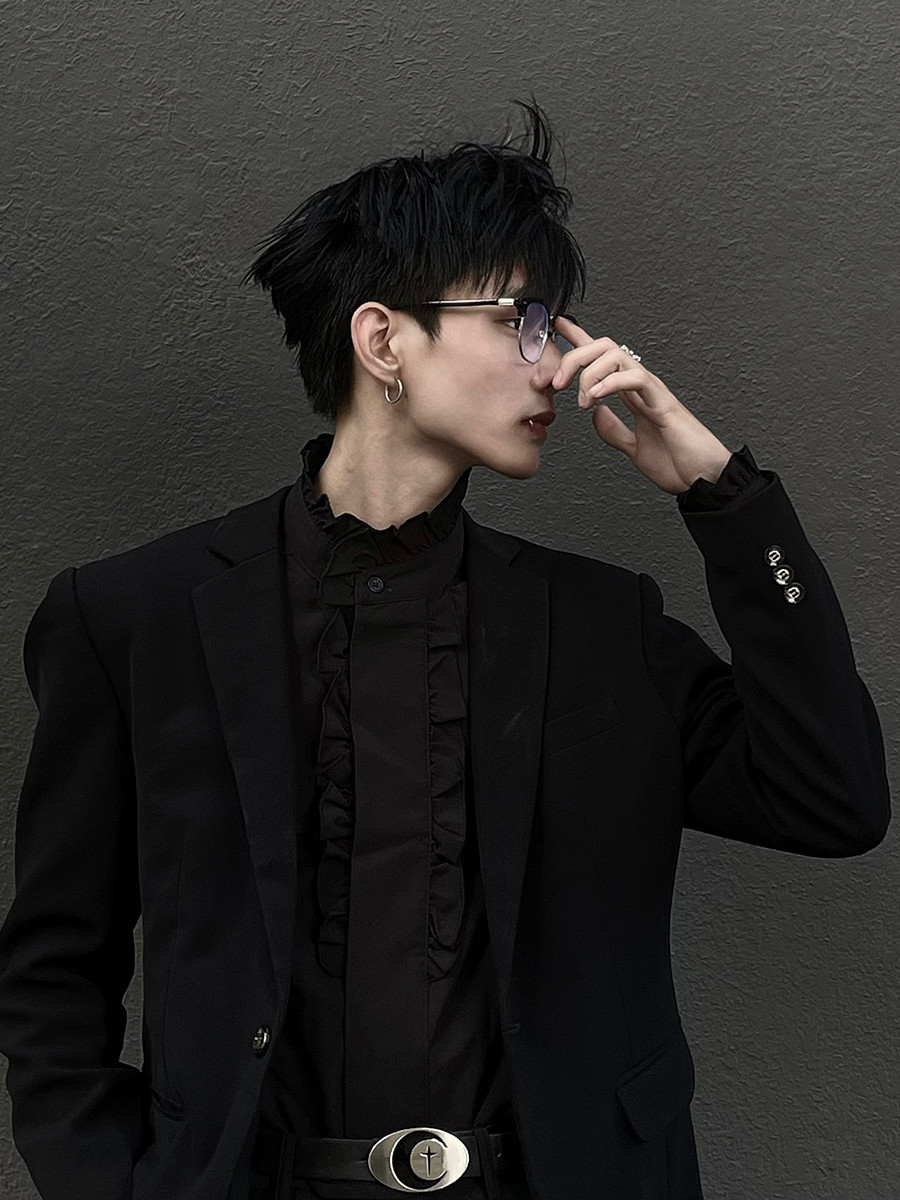 Nguyễn Minh Hưng còn có biệt danh là Rùa, sinh năm 2002.