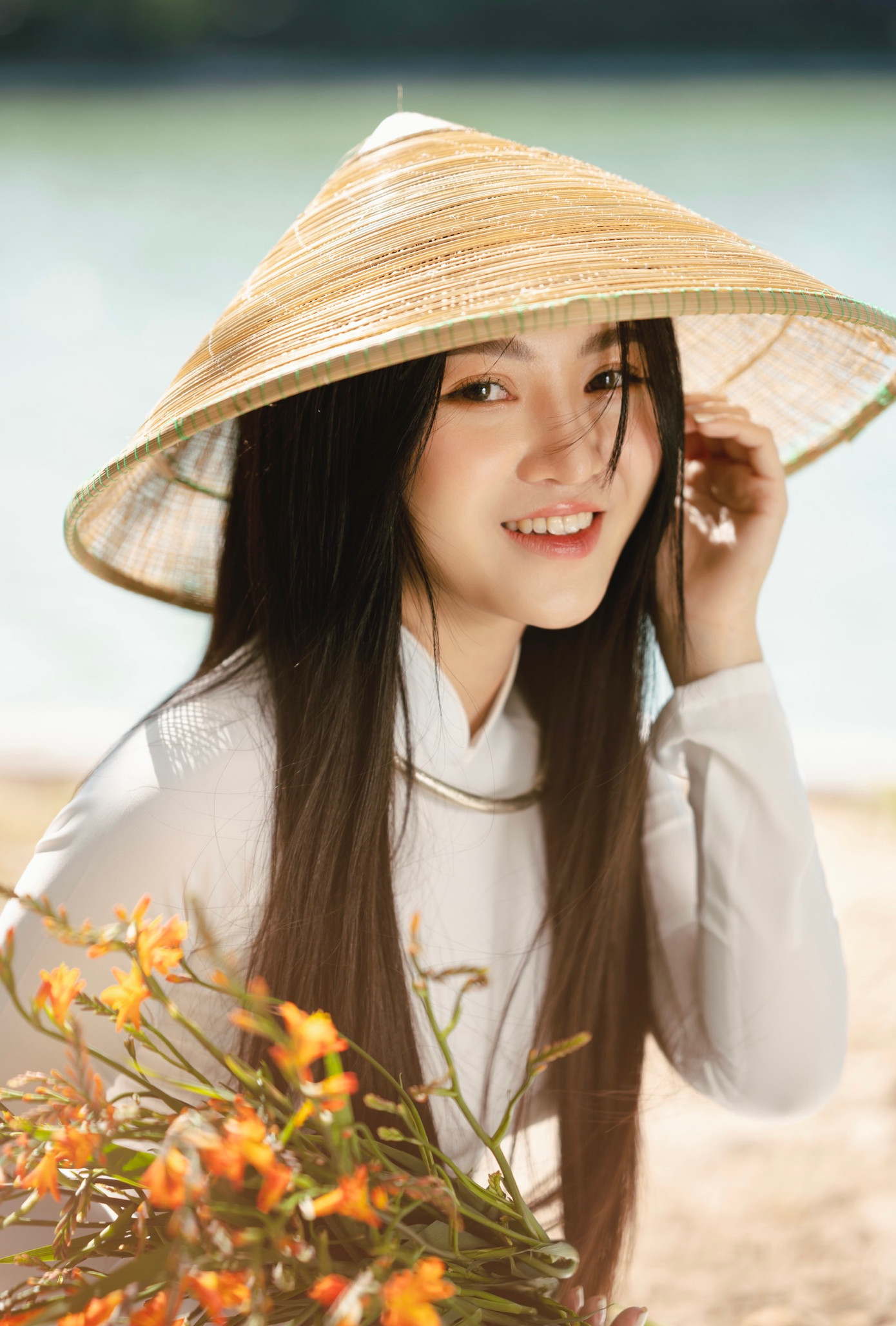 Bên cạnh công việc học tập, hiện tại Thu Trà còn được biết đến là người mẫu ảnh, diễn viên tự do.