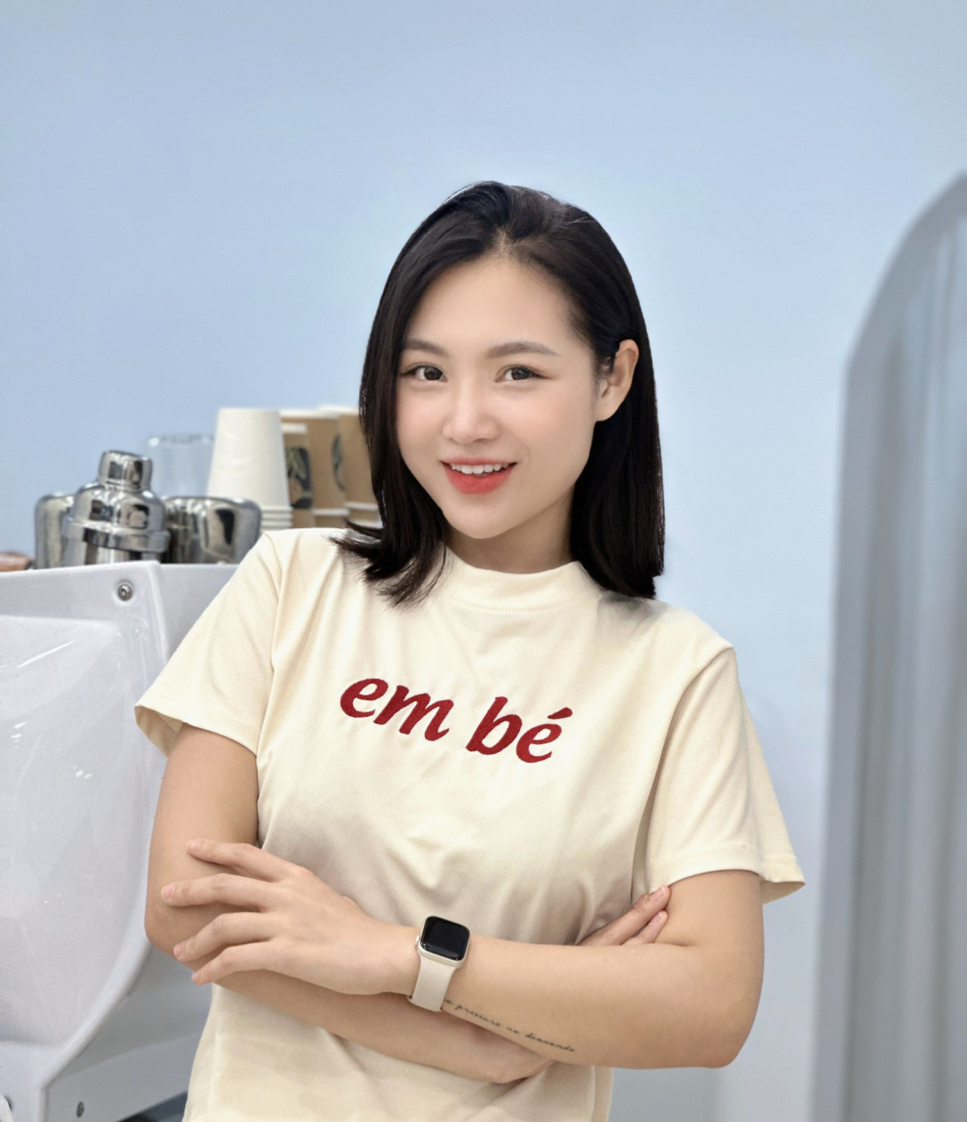 Thu Trà bày tỏ quan điểm về những khó khăn, "góc khuất" trong nghề.