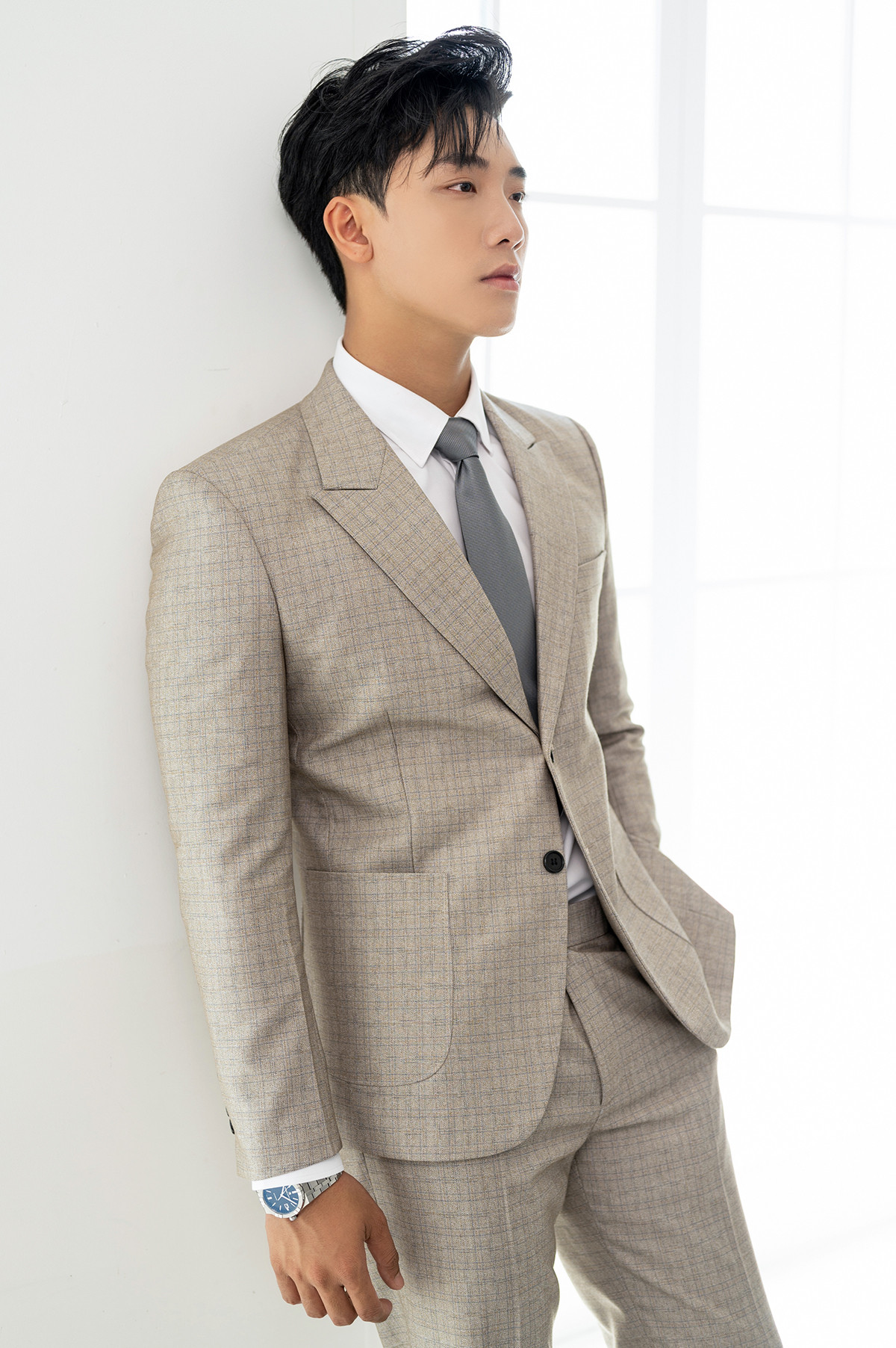 Lê Hưng đã tìm thấy niềm vui và đam mê khi đến với công việc người mẫu ảnh. Lê Hưng đã tìm thấy niềm vui và đam mê khi đến với công việc người mẫu ảnh.